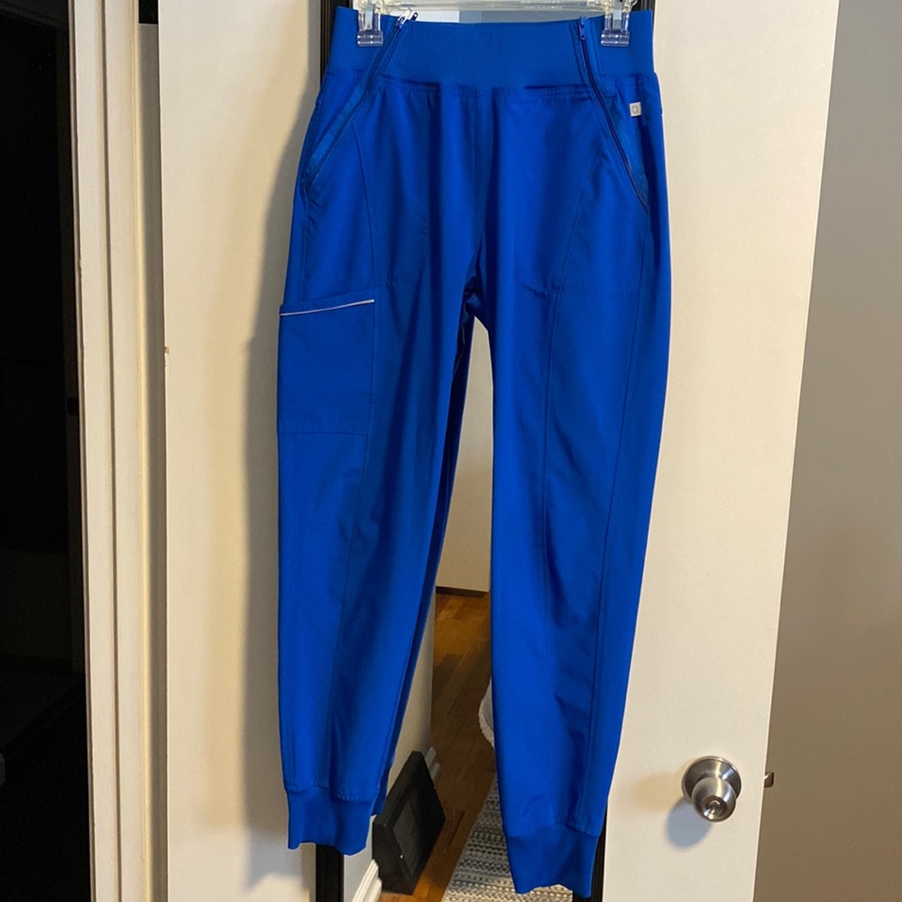 Cherokee Infinity Scrub Pants